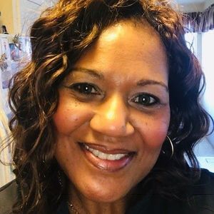 Meet your Posher, Diana